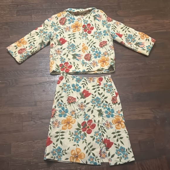 Moschino Cheap and Chic Skirt Set size 6 - Picture 7 of 9